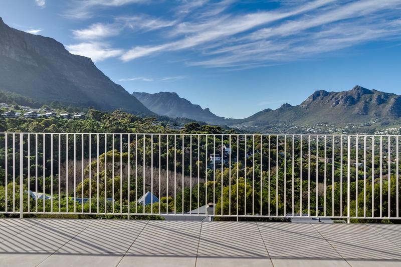 To Let 2 Bedroom Property for Rent in Hout Bay Western Cape